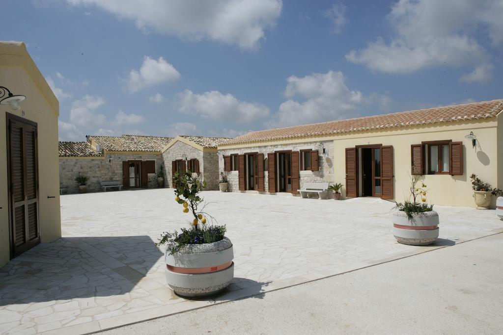 Oasi Di Cava Ispica Villa Pietre Nere San Zagaria Kültér fotó