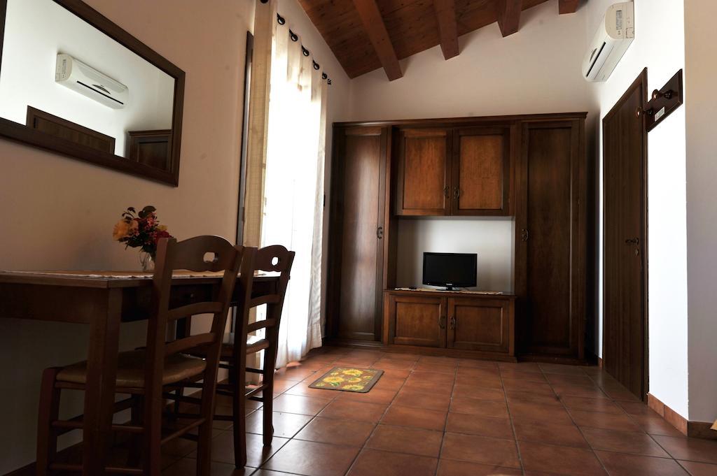 Oasi Di Cava Ispica Villa Pietre Nere San Zagaria Szoba fotó