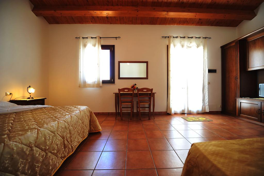 Oasi Di Cava Ispica Villa Pietre Nere San Zagaria Szoba fotó