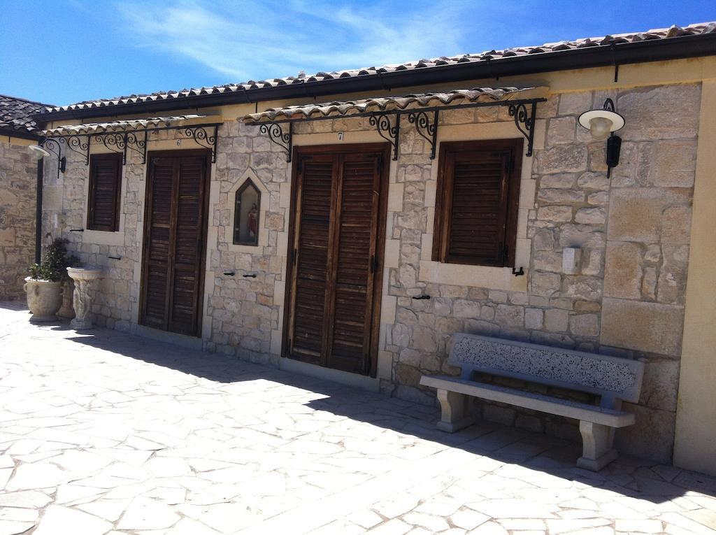 Oasi Di Cava Ispica Villa Pietre Nere San Zagaria Kültér fotó